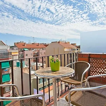 Everest Hotell *